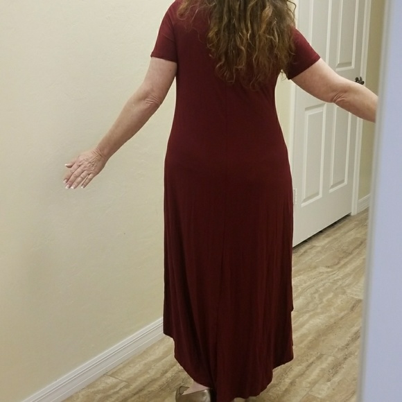 MOVING SALE 🌺 Burgundy High Low Burgundy Dress - Picture 7 of 8